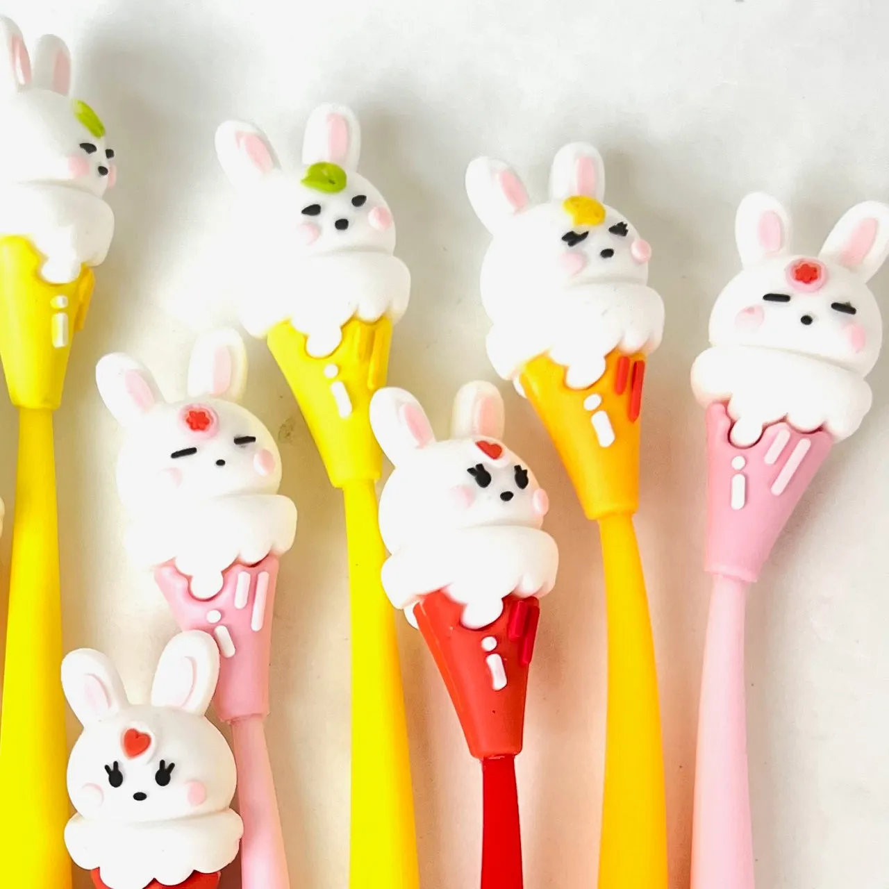 224872 RABBIT ICE CREAM WIGGLE GEL PEN-42