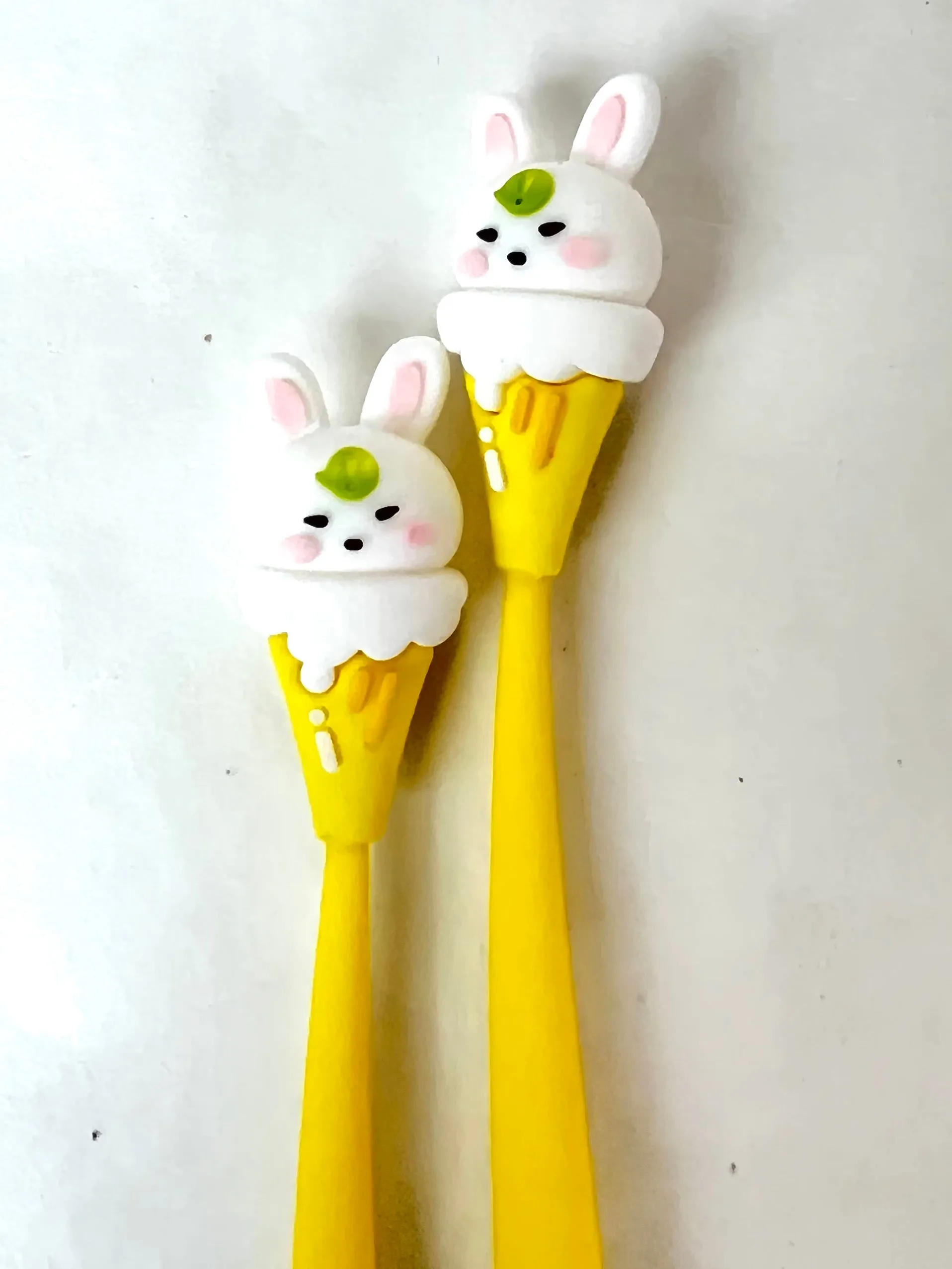 224872 RABBIT ICE CREAM WIGGLE GEL PEN-42