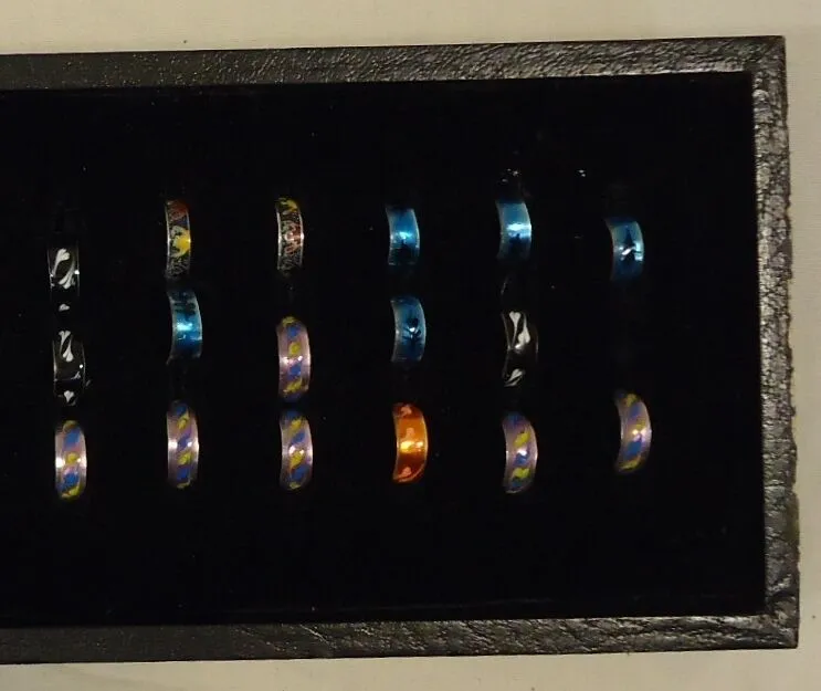 Adjustable Toe Rings Qty 47 Includes Jewelry Display -- New