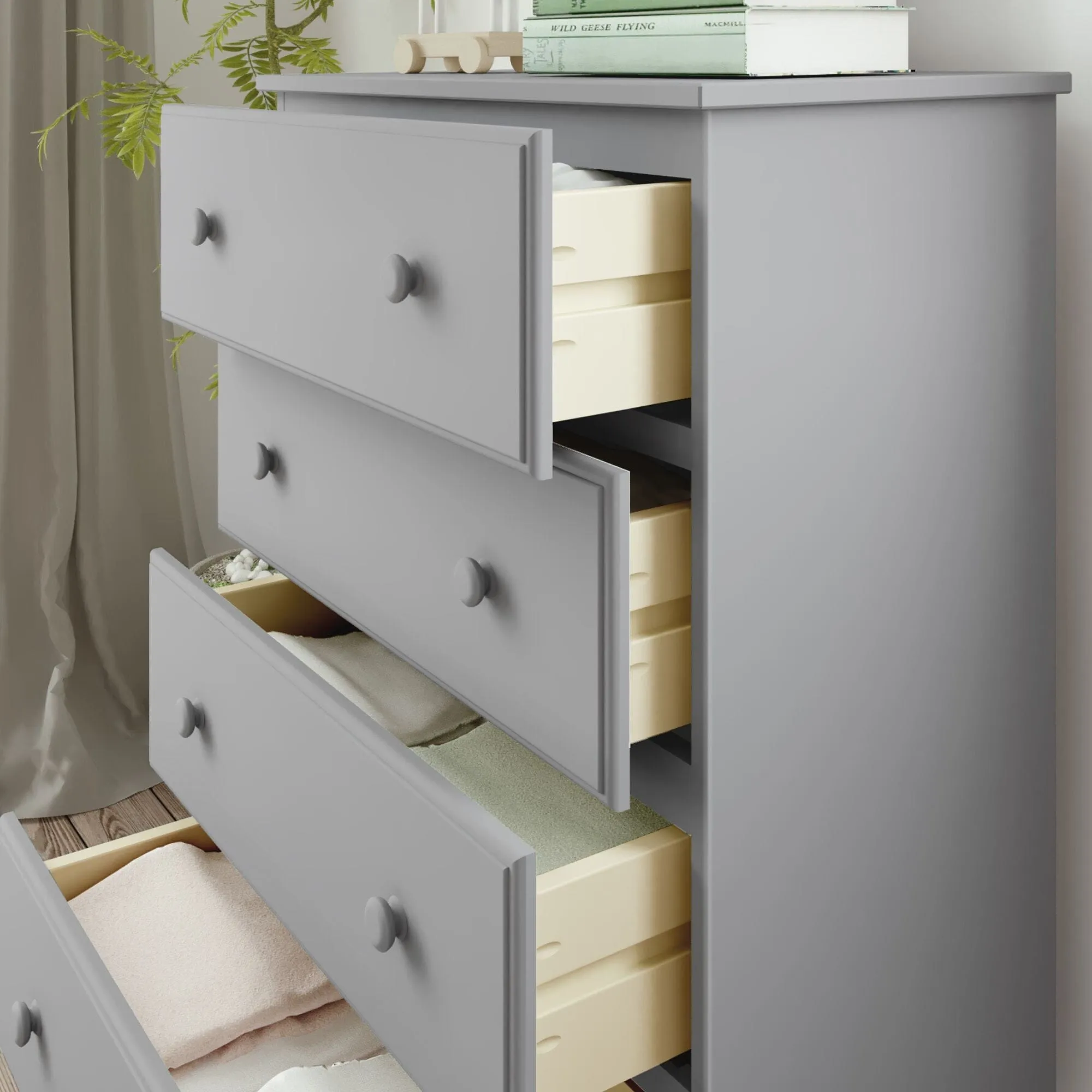 Classic 4-Drawer Dresser