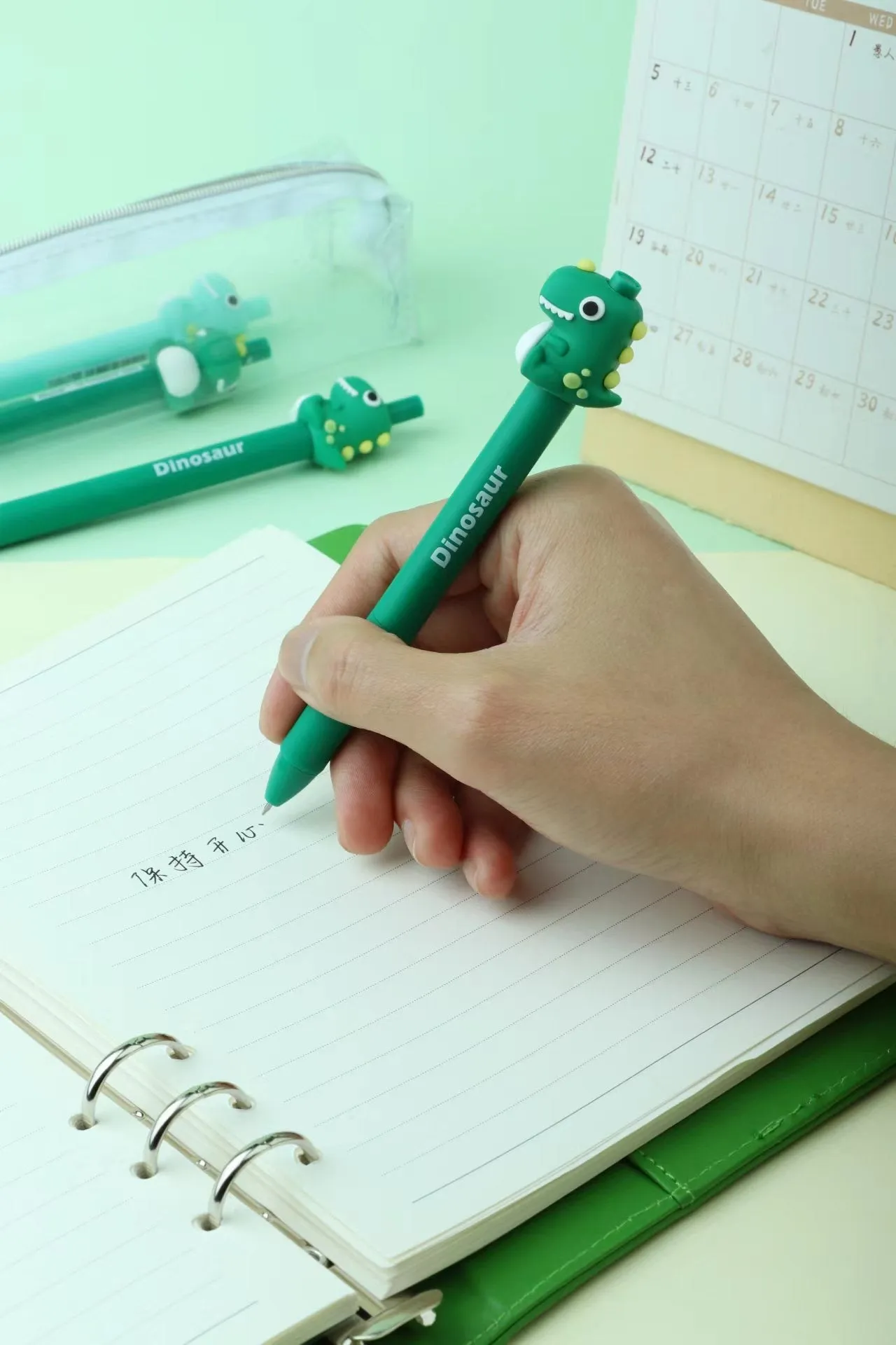 X 22476 DINOSAUR RETRACTABLE GEL PEN-DISCONTINUED